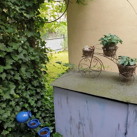 Appartement Elbe Garden Paradise